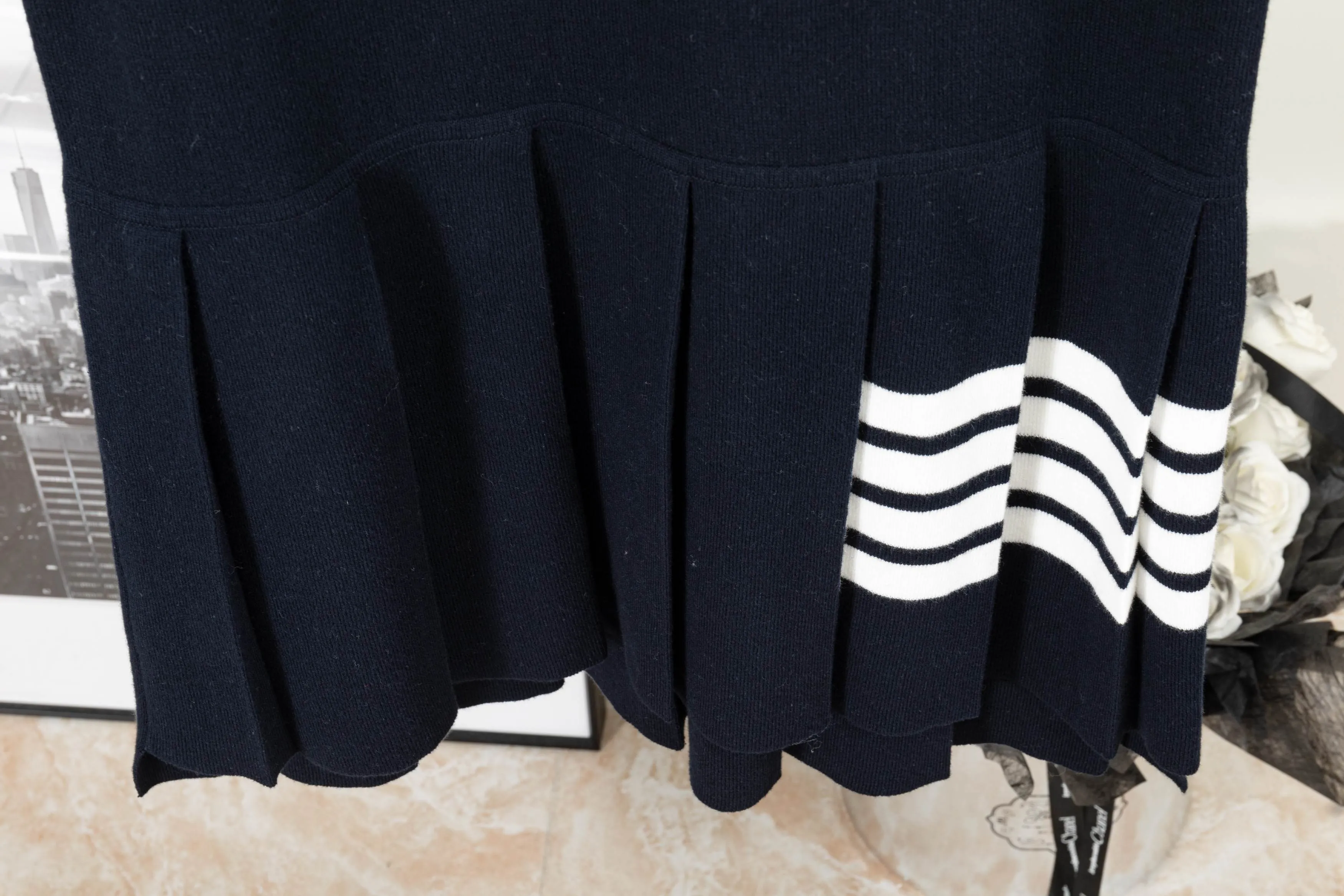 𝑻𝒉𝒐𝒎 𝑩𝒓𝒐𝒘𝒏𝒆 Same Style Thom Browne: Same Style 1:1 : Gray Navy Blue Size：012